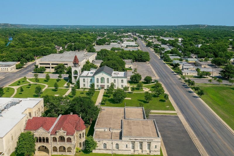 Local Janitorial Service in Kerrville, TX