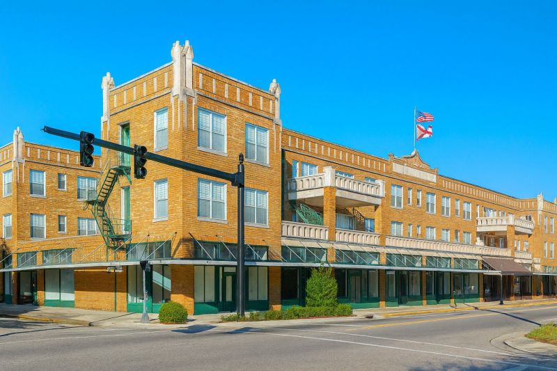 Local Weekly Commercial Cleaning in Avon Park, FL